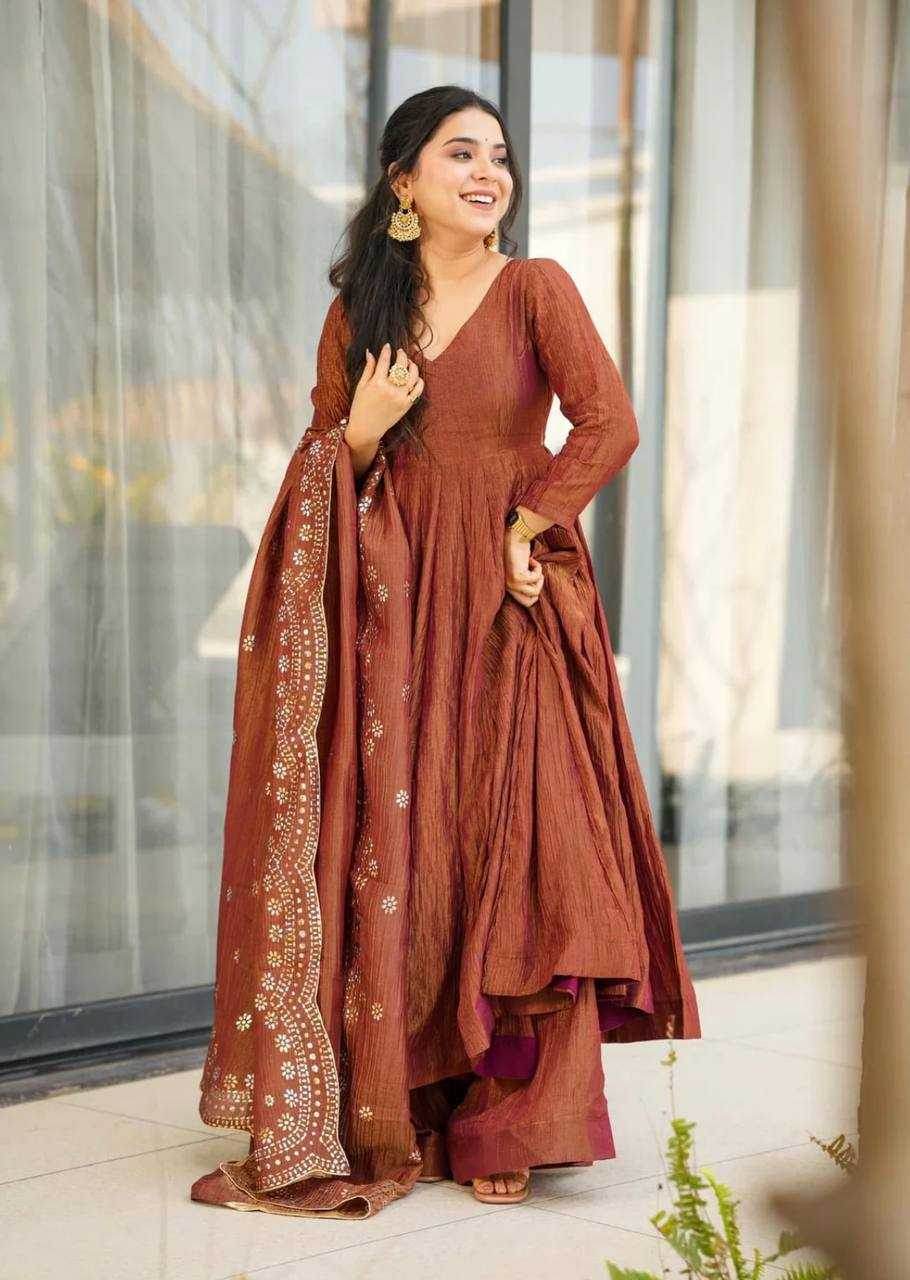 Heavy Designer Silk Gown - MYLUXURY LANE ENTERPRISE